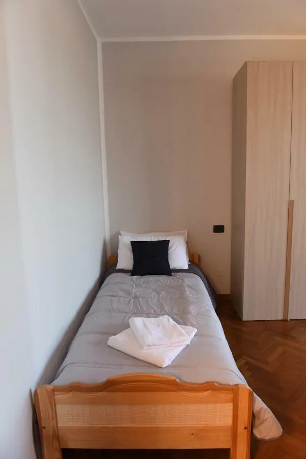 Appartamento Casa Dante Romano di Lombardia 0*,